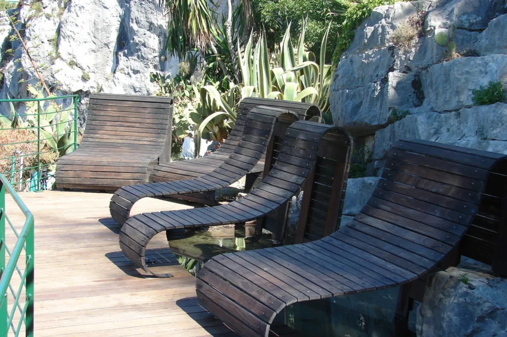 French Riviera travel guide: the hilltop village of Eze