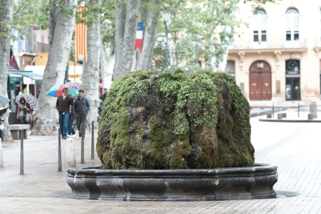 Fountain on the Cours Mirabeau in Aix-en-Provence