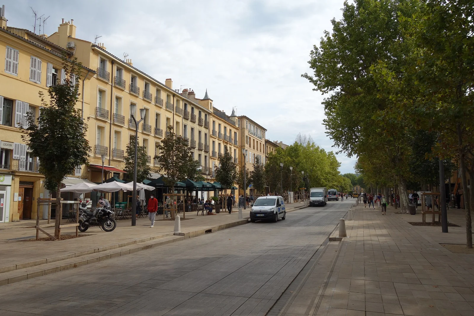 Things to do in Aix-en-Provence: the Cours Mirabeau